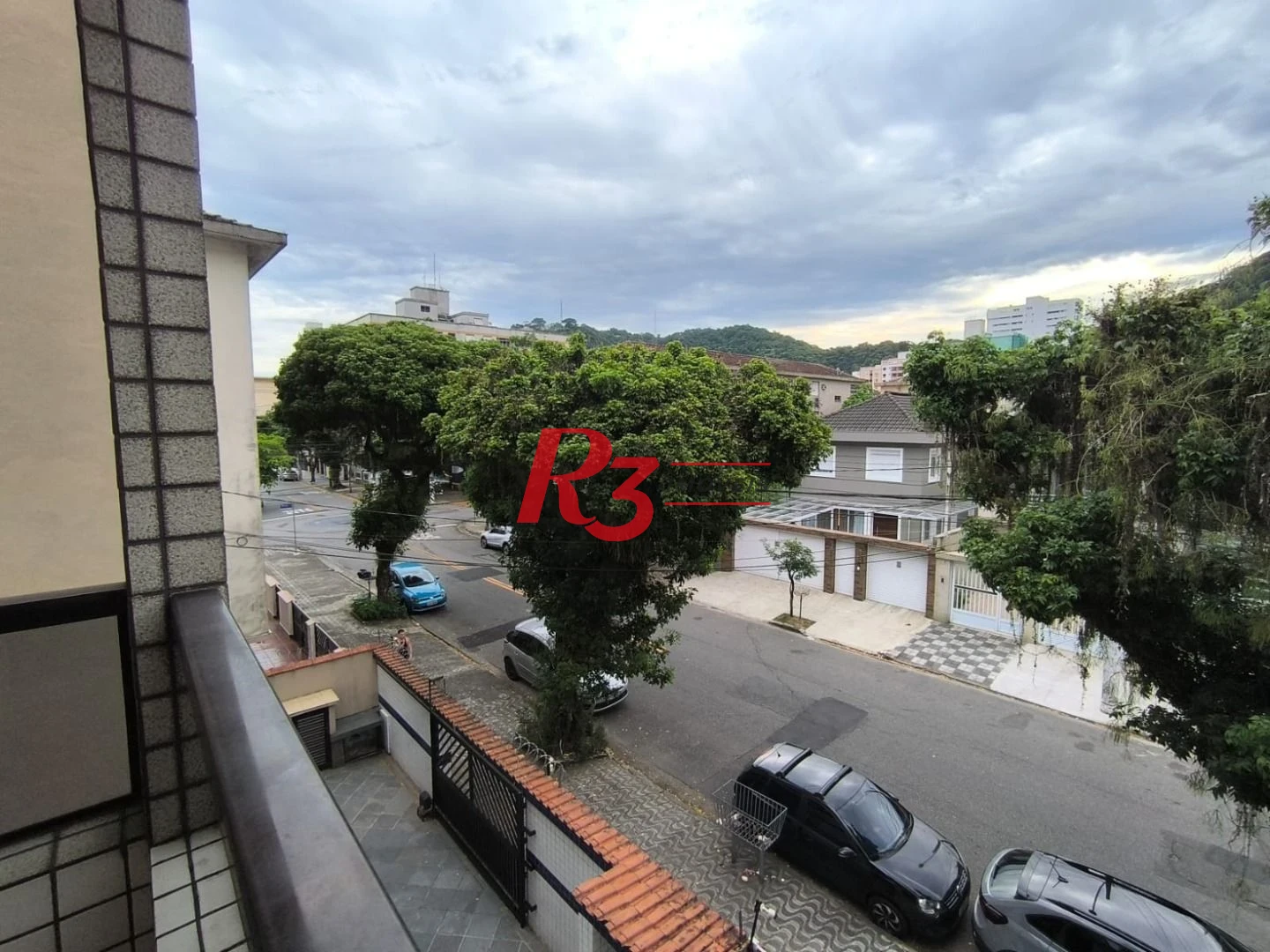 Apartamento com 3 dormitórios à venda, 80 m² por R$ 410.000,00 - Marapé - Santos/SP