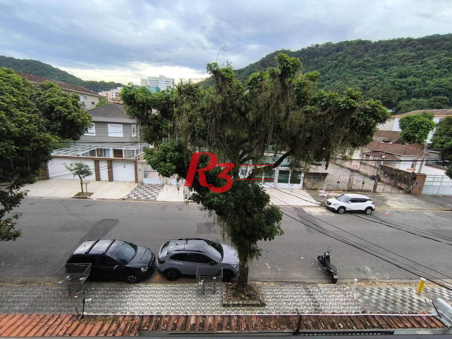 Apartamento com 3 dormitórios à venda, 80 m² por R$ 410.000,00 - Marapé - Santos/SP