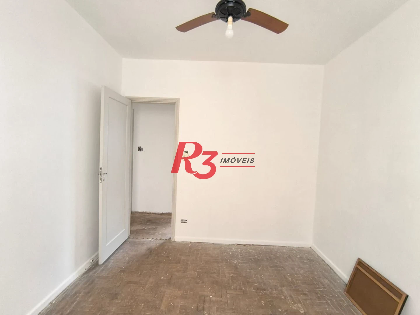 Apartamento com 3 dormitórios à venda, 80 m² por R$ 410.000,00 - Marapé - Santos/SP