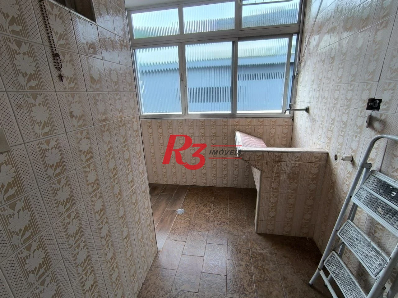 Apartamento com 3 dormitórios à venda, 80 m² por R$ 410.000,00 - Marapé - Santos/SP