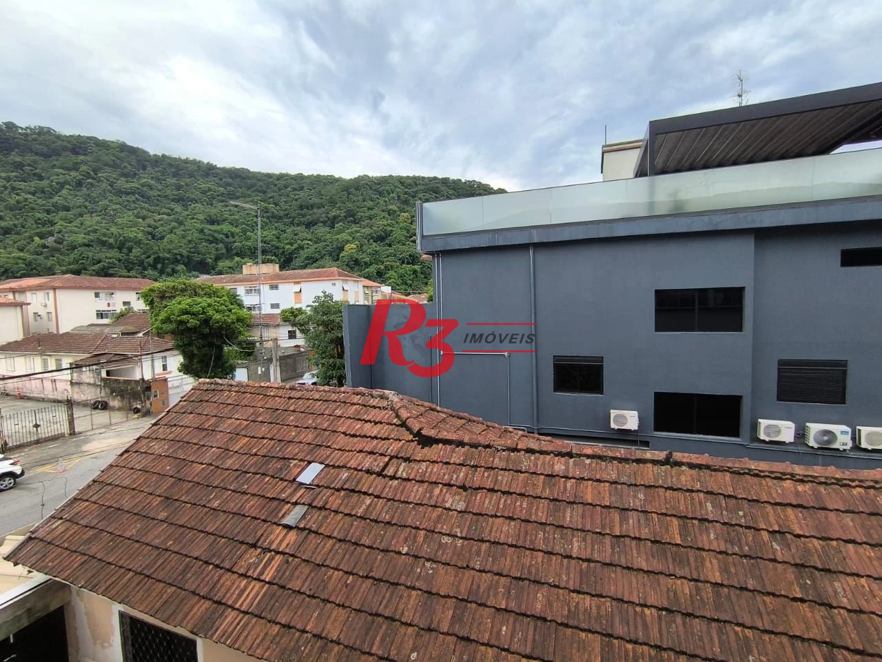 Apartamento com 3 dormitórios à venda, 80 m² por R$ 410.000,00 - Marapé - Santos/SP