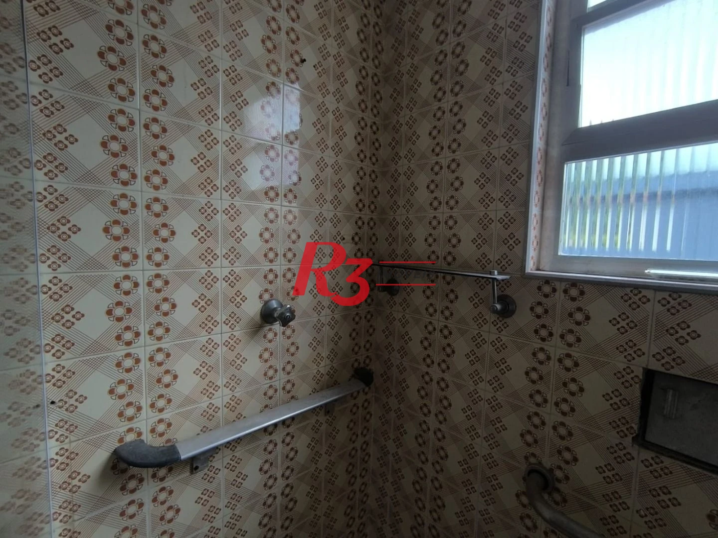 Apartamento com 3 dormitórios à venda, 80 m² por R$ 410.000,00 - Marapé - Santos/SP