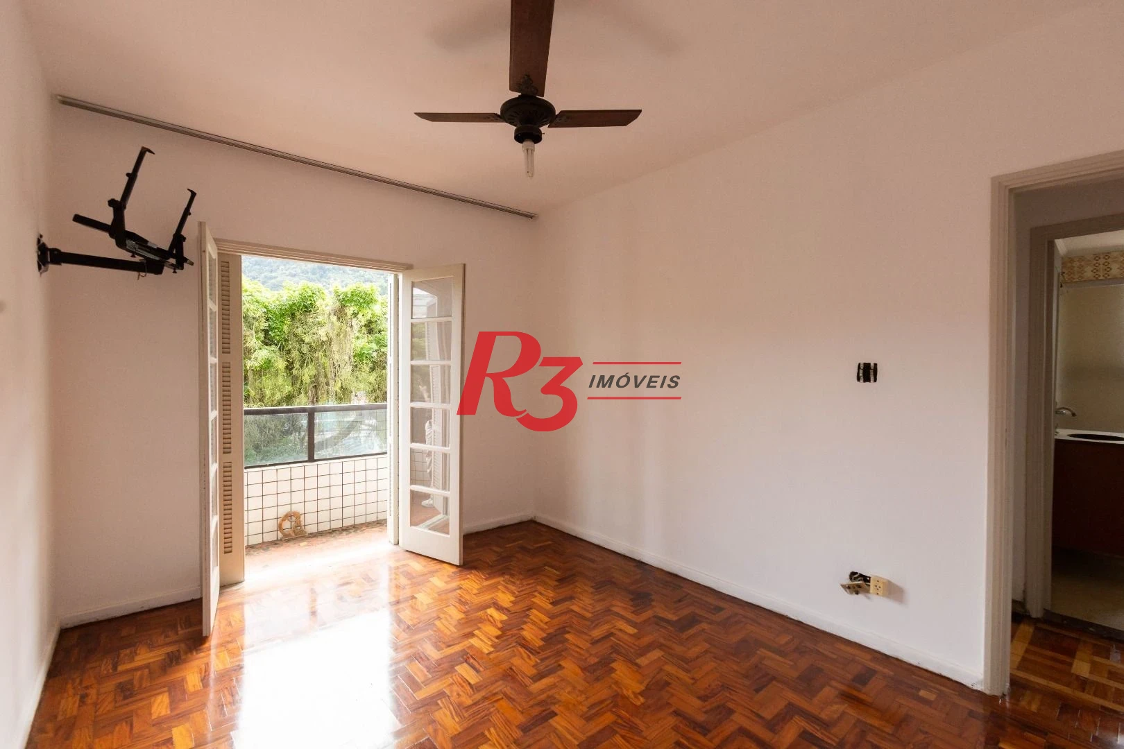 Apartamento com 3 dormitórios para alugar, 80 m² - Marapé - Santos/SP