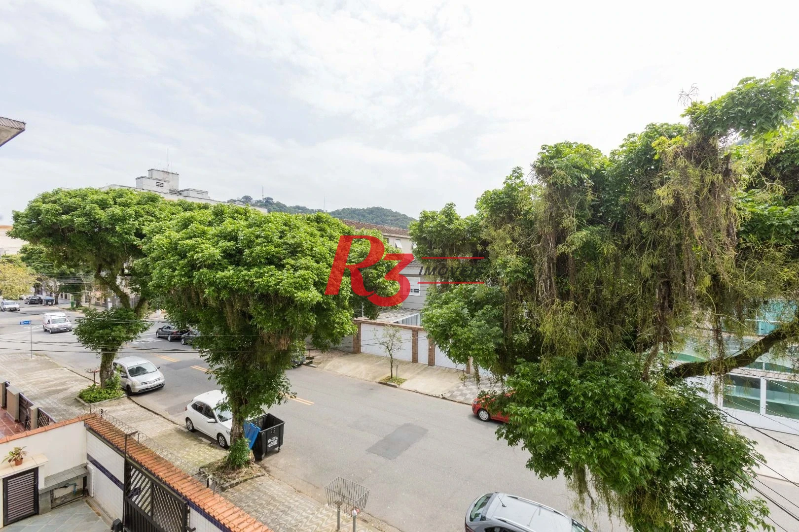 Apartamento com 3 dormitórios para alugar, 80 m² - Marapé - Santos/SP