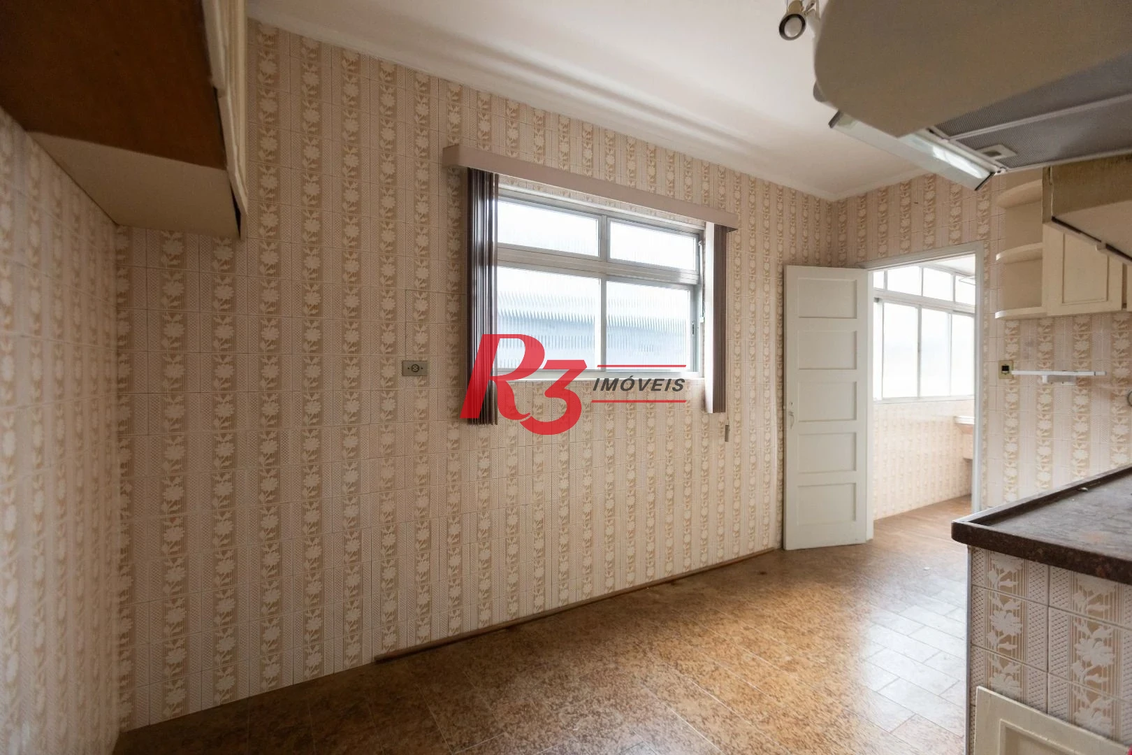 Apartamento com 3 dormitórios para alugar, 80 m² - Marapé - Santos/SP