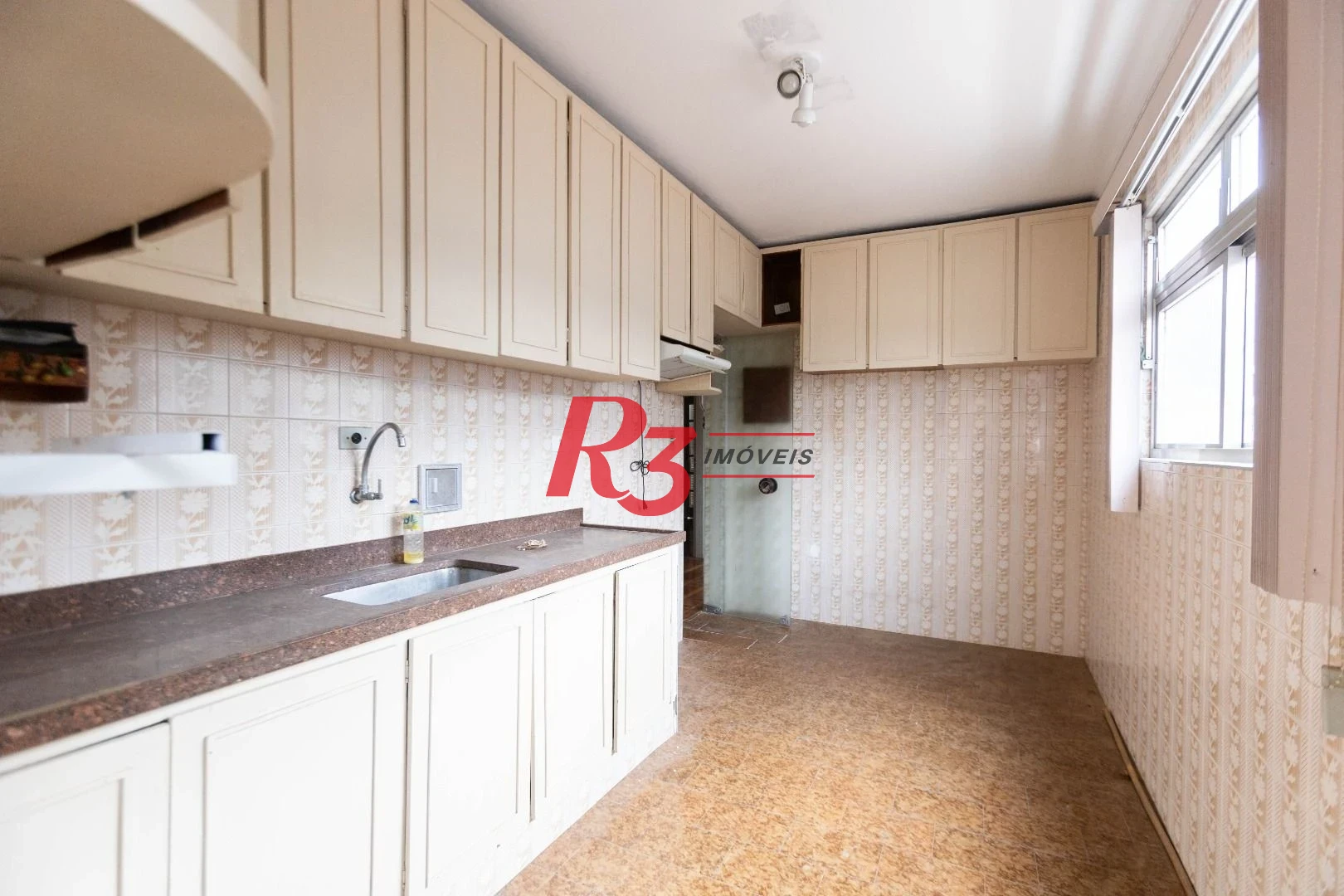 Apartamento com 3 dormitórios para alugar, 80 m² - Marapé - Santos/SP