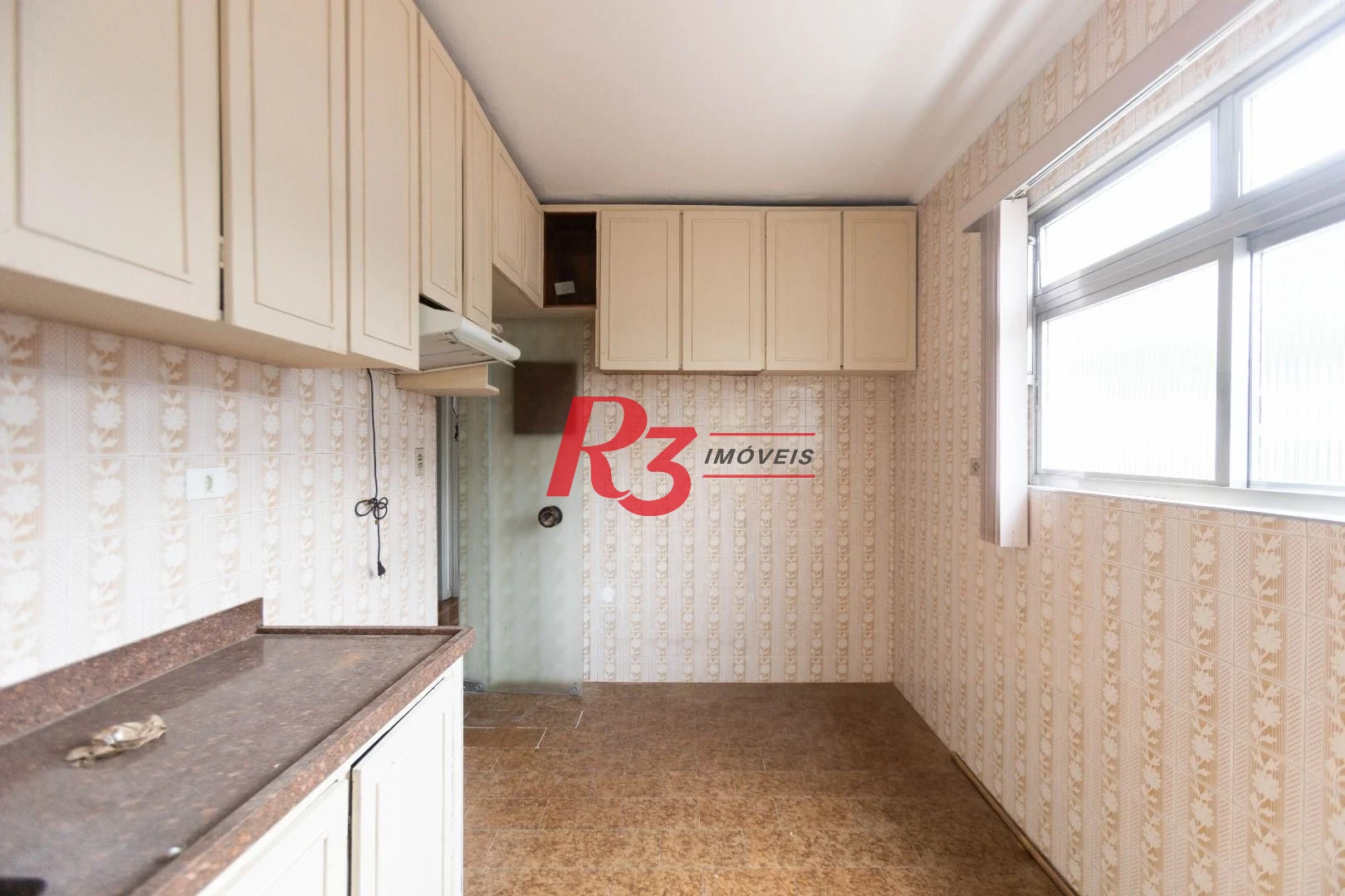 Apartamento com 3 dormitórios para alugar, 80 m² - Marapé - Santos/SP