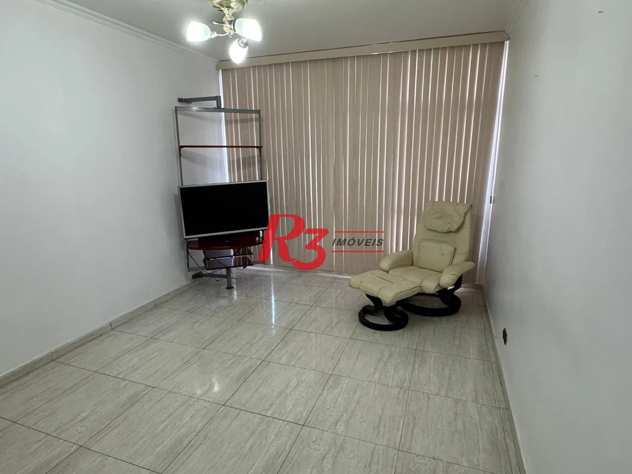 Apartamento com 3 dormitórios à venda, 130 m² por R$ 580.000,00 - Campo Grande - Santos/SP