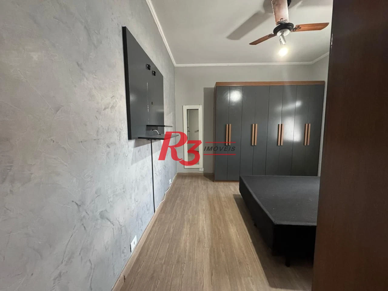 Apartamento com 3 dormitórios à venda, 130 m² por R$ 580.000,00 - Campo Grande - Santos/SP
