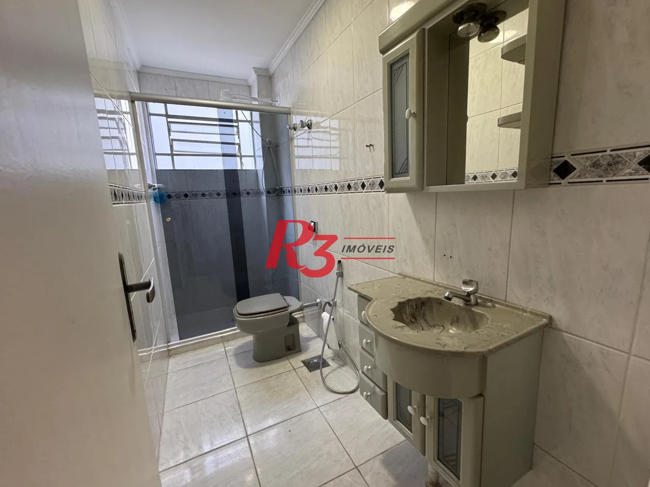 Apartamento com 3 dormitórios à venda, 130 m² por R$ 580.000,00 - Campo Grande - Santos/SP