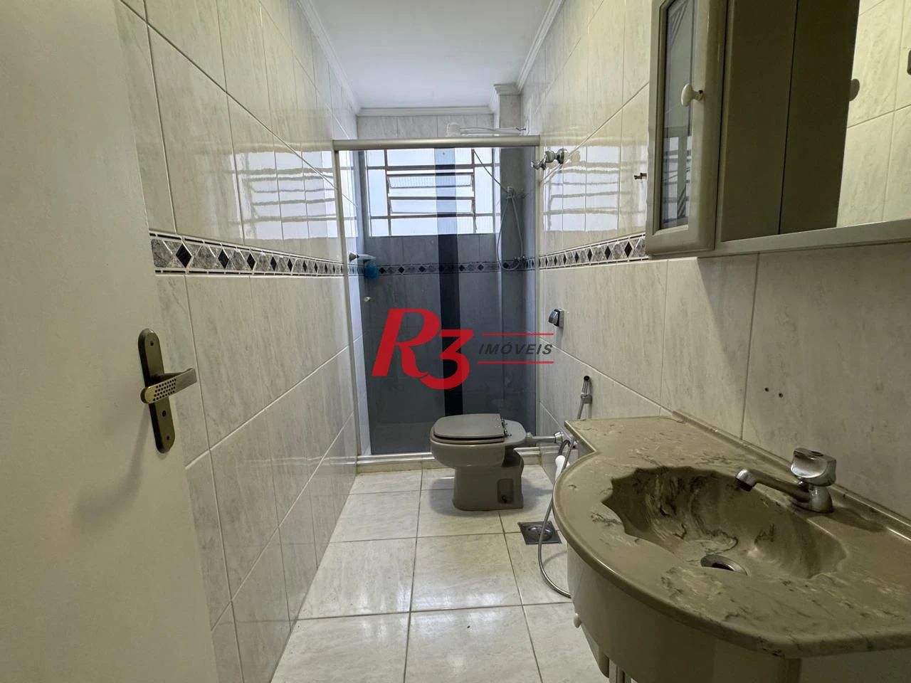 Apartamento com 3 dormitórios à venda, 130 m² por R$ 580.000,00 - Campo Grande - Santos/SP