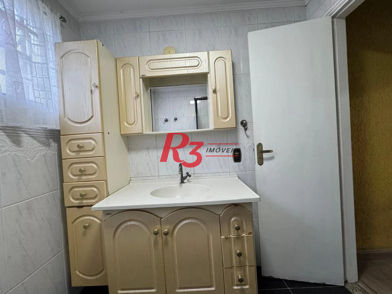 Apartamento com 3 dormitórios à venda, 130 m² por R$ 580.000,00 - Campo Grande - Santos/SP