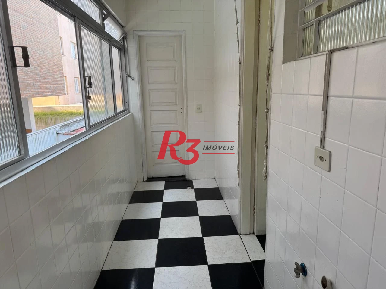 Apartamento com 3 dormitórios à venda, 130 m² por R$ 580.000,00 - Campo Grande - Santos/SP