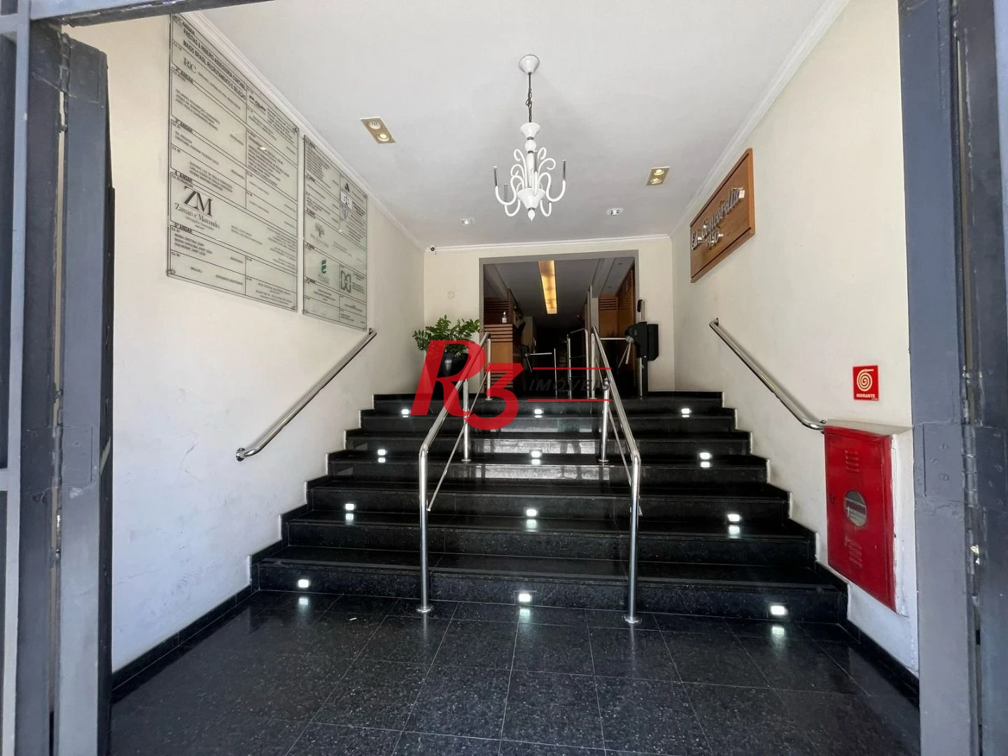 Sala à venda, 72 m² por R$ 240.000,00 - Centro - Santos/SP