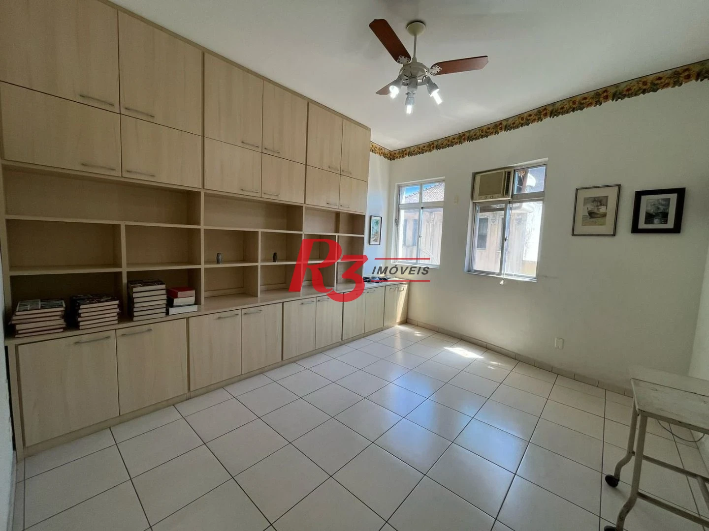 Sala à venda, 72 m² por R$ 240.000,00 - Centro - Santos/SP