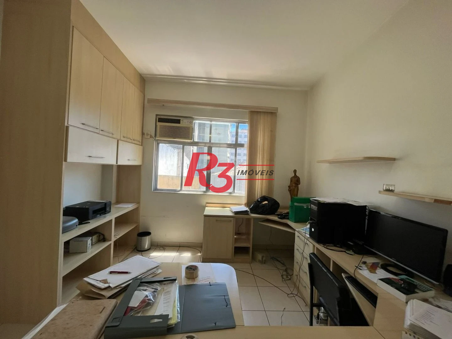 Sala à venda, 72 m² por R$ 240.000,00 - Centro - Santos/SP