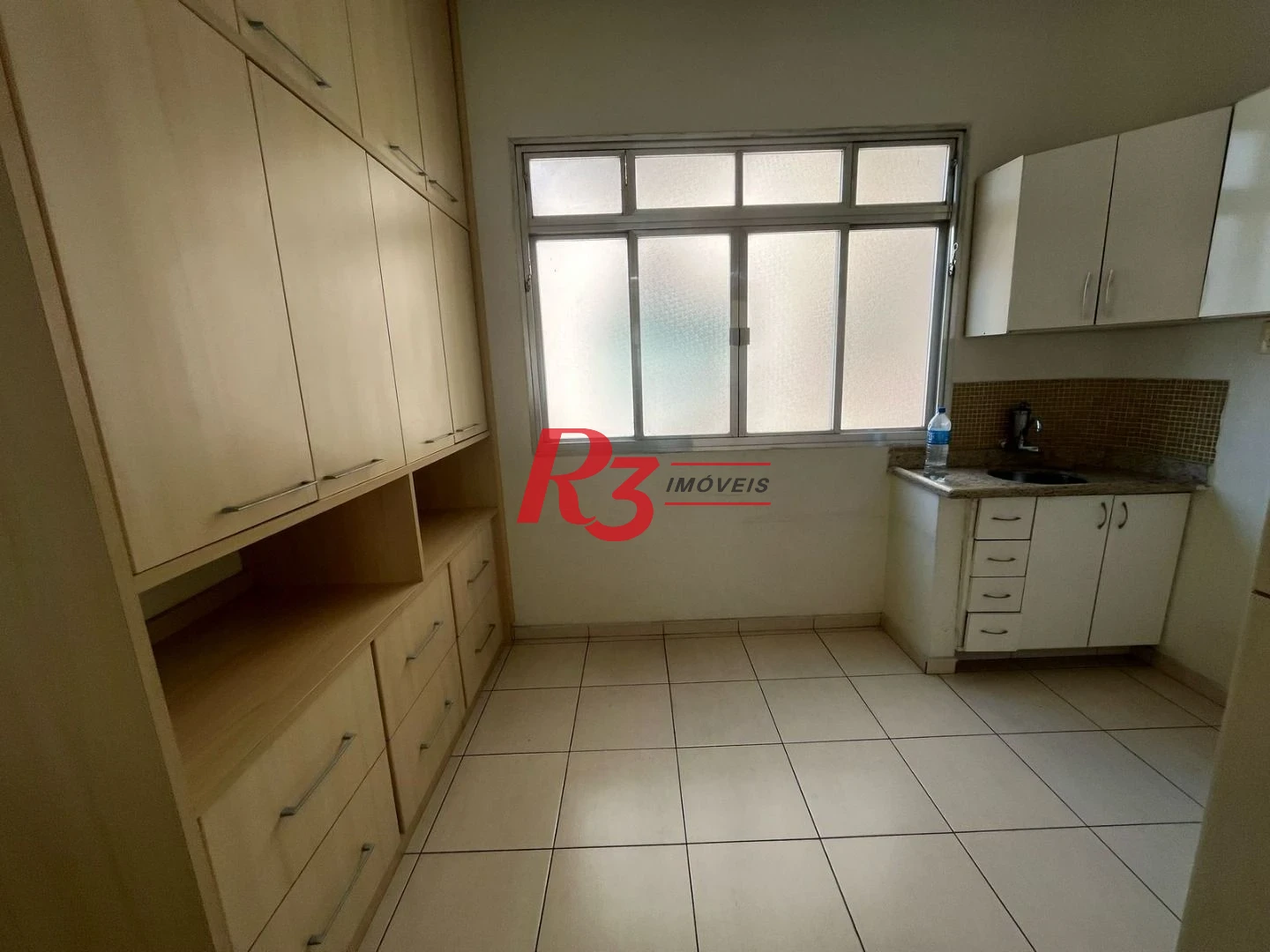 Sala à venda, 72 m² por R$ 240.000,00 - Centro - Santos/SP
