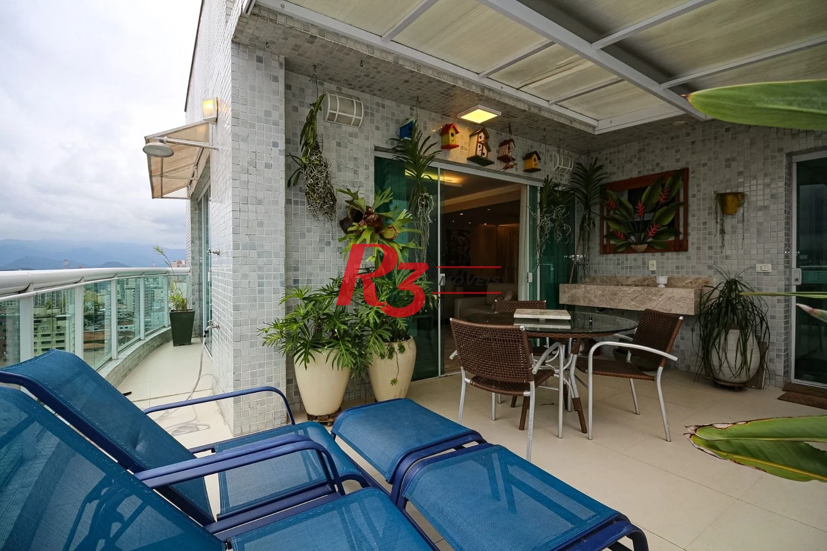 Cobertura com 4 dormitórios à venda, 430 m² por R$ 7.450.000,00 - Embaré - Santos/SP