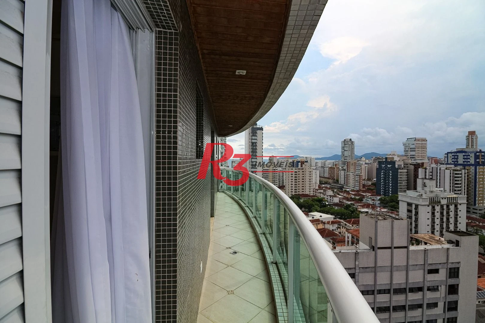 Cobertura com 4 dormitórios à venda, 430 m² por R$ 7.450.000,00 - Embaré - Santos/SP
