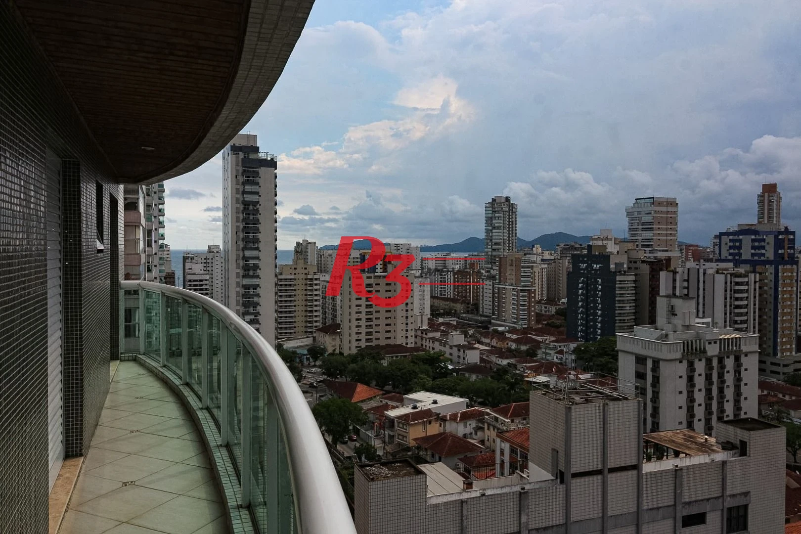 Cobertura com 4 dormitórios à venda, 430 m² por R$ 7.450.000,00 - Embaré - Santos/SP