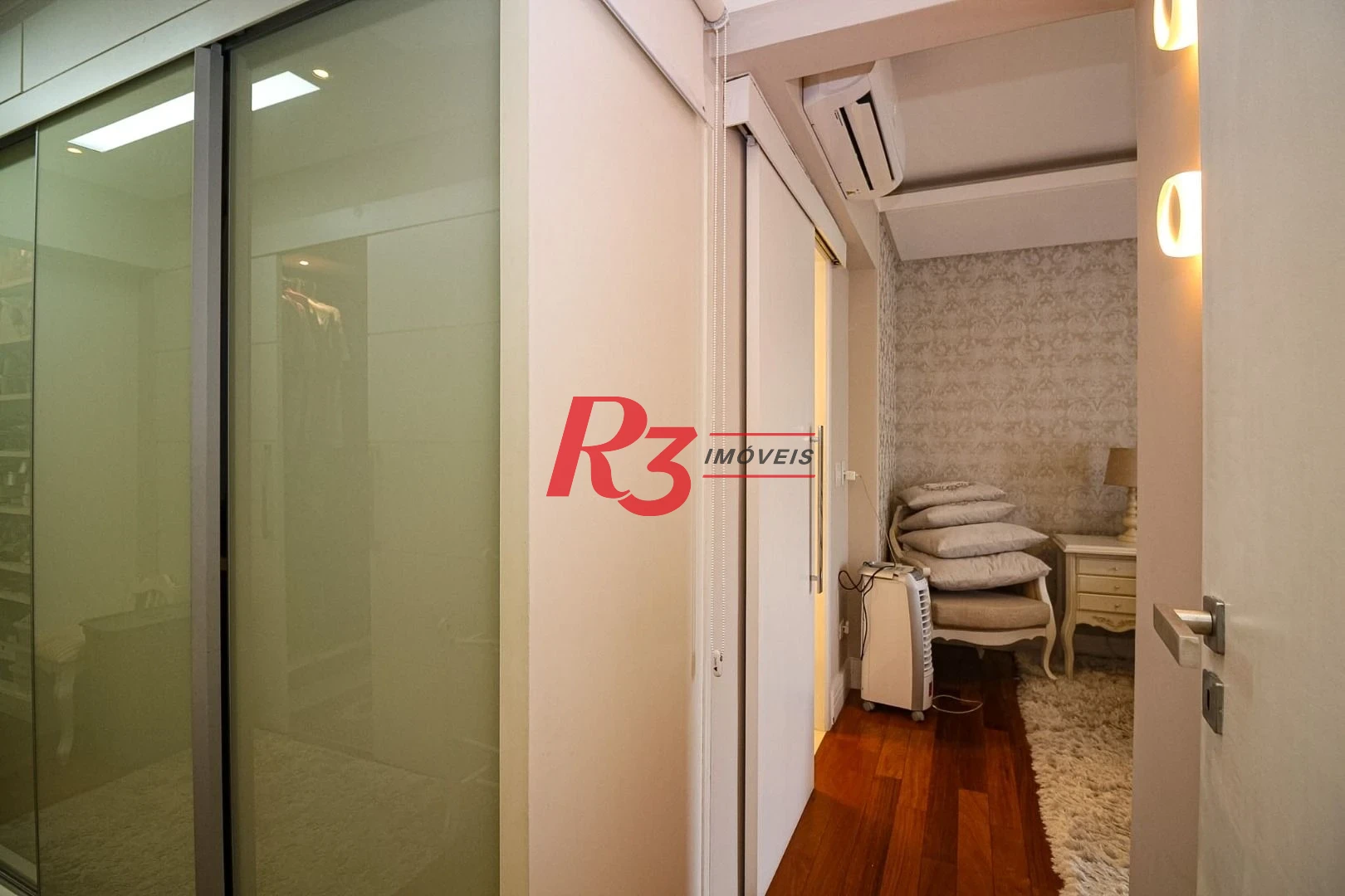 Cobertura com 4 dormitórios à venda, 430 m² por R$ 7.450.000,00 - Embaré - Santos/SP