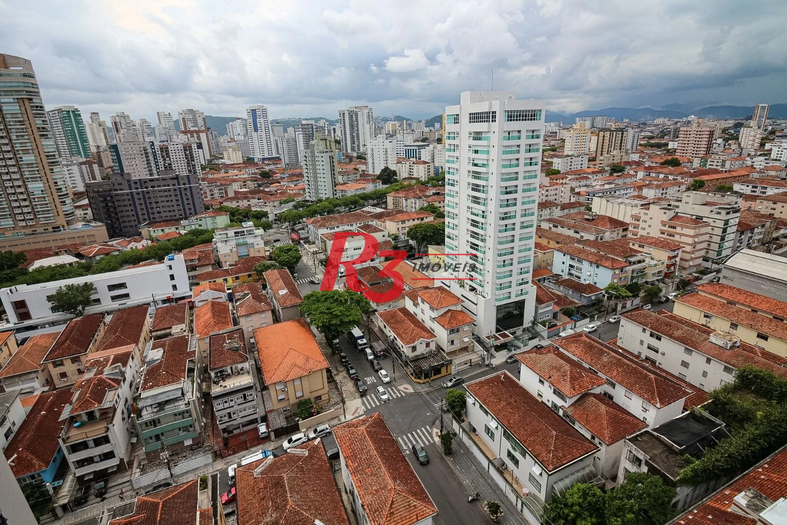 Cobertura com 4 dormitórios à venda, 430 m² por R$ 7.450.000,00 - Embaré - Santos/SP