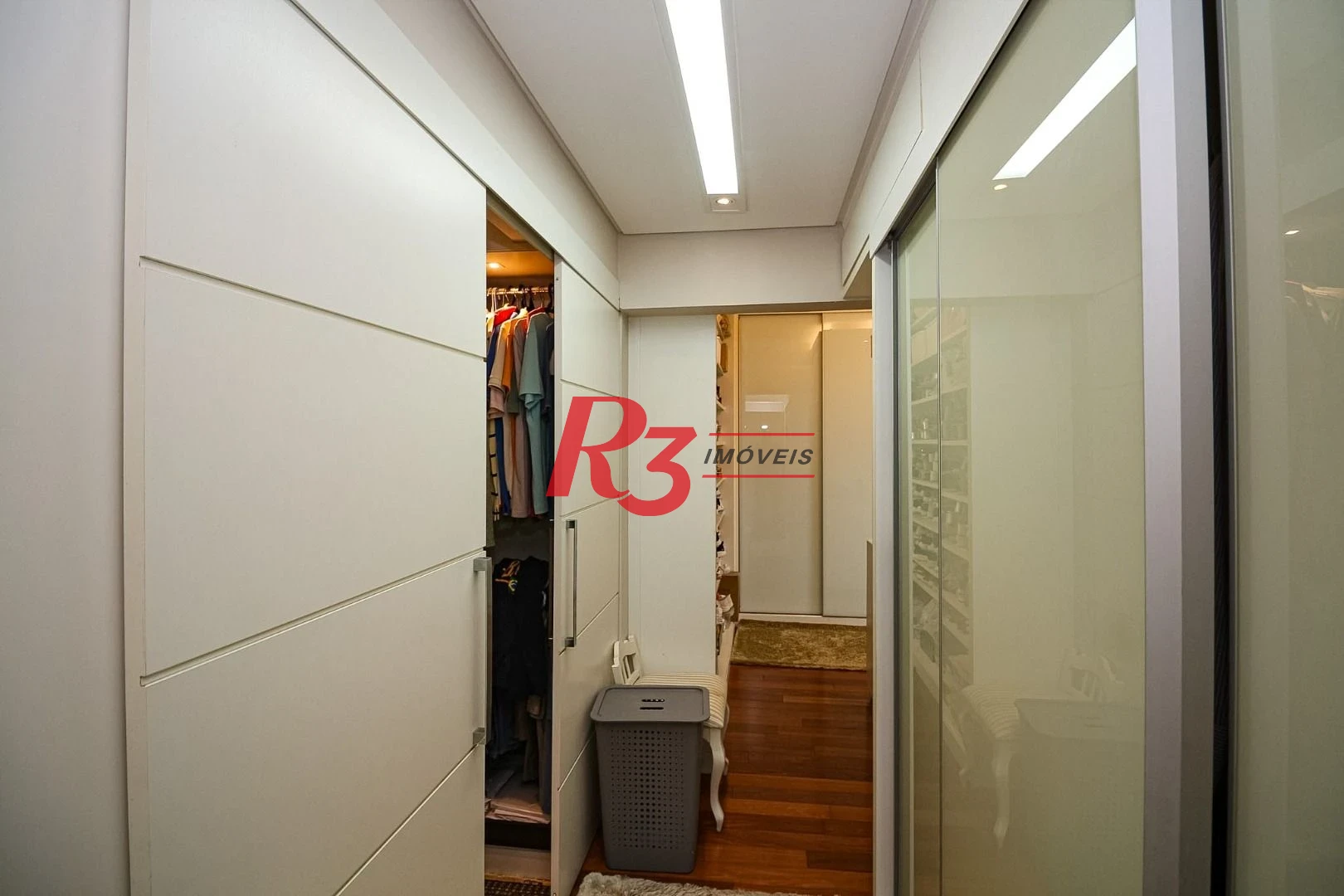 Cobertura com 4 dormitórios à venda, 430 m² por R$ 7.450.000,00 - Embaré - Santos/SP