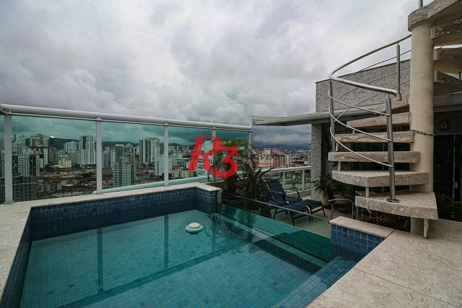 Cobertura com 4 dormitórios à venda, 430 m² por R$ 7.450.000,00 - Embaré - Santos/SP