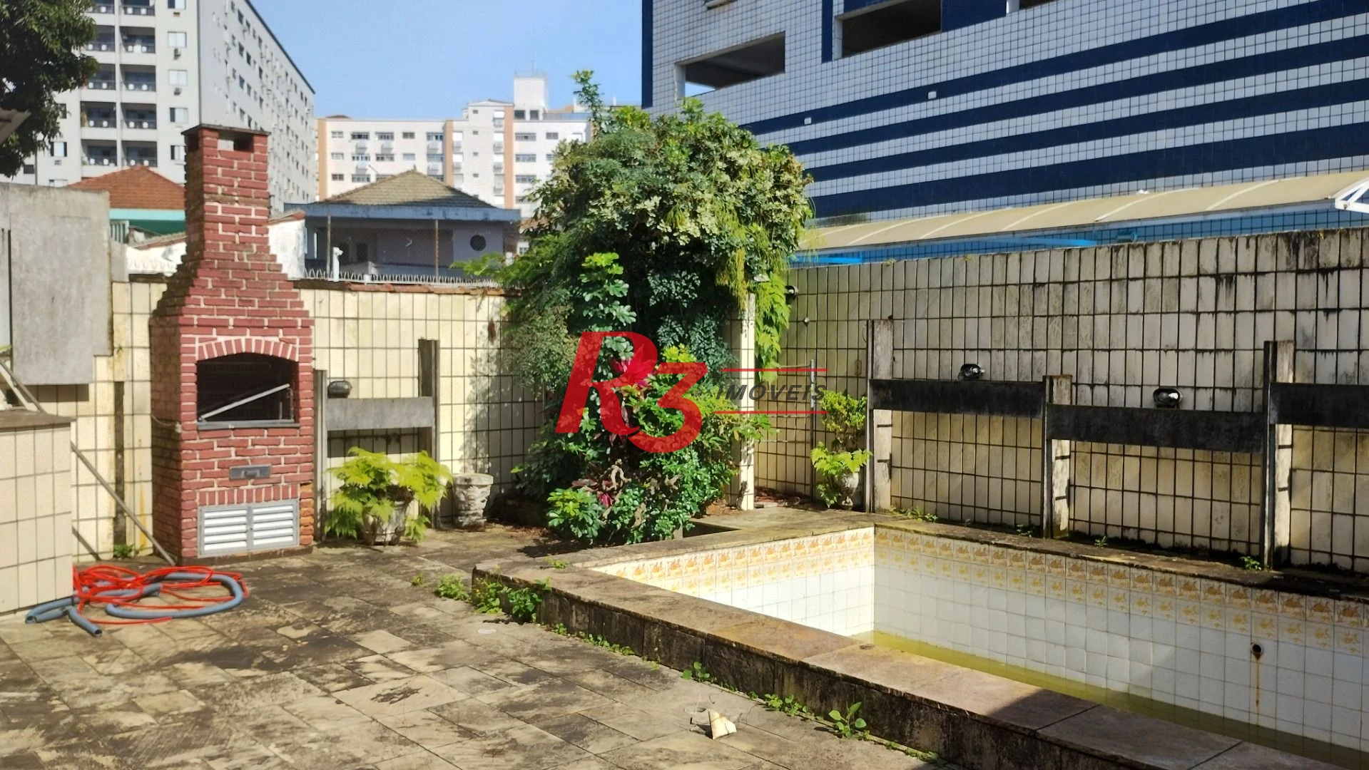 Casa com 4 dormitórios para alugar, 248 m² por R$ 9.650,90/mês - Ponta da Praia - Santos/SP
