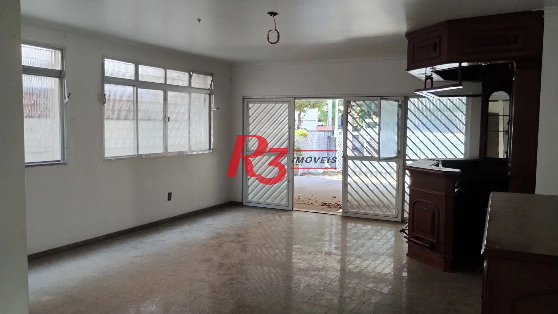 Casa com 4 dormitórios para alugar, 248 m² por R$ 9.650,90/mês - Ponta da Praia - Santos/SP