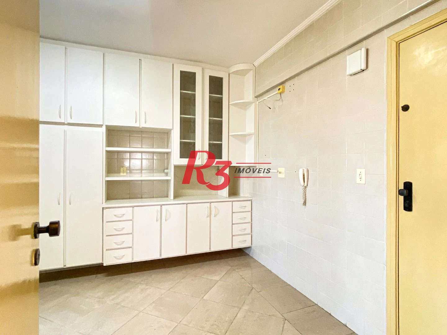 Apartamento á venda 2 dormitórios com Planejados 1vg bairro Marapé