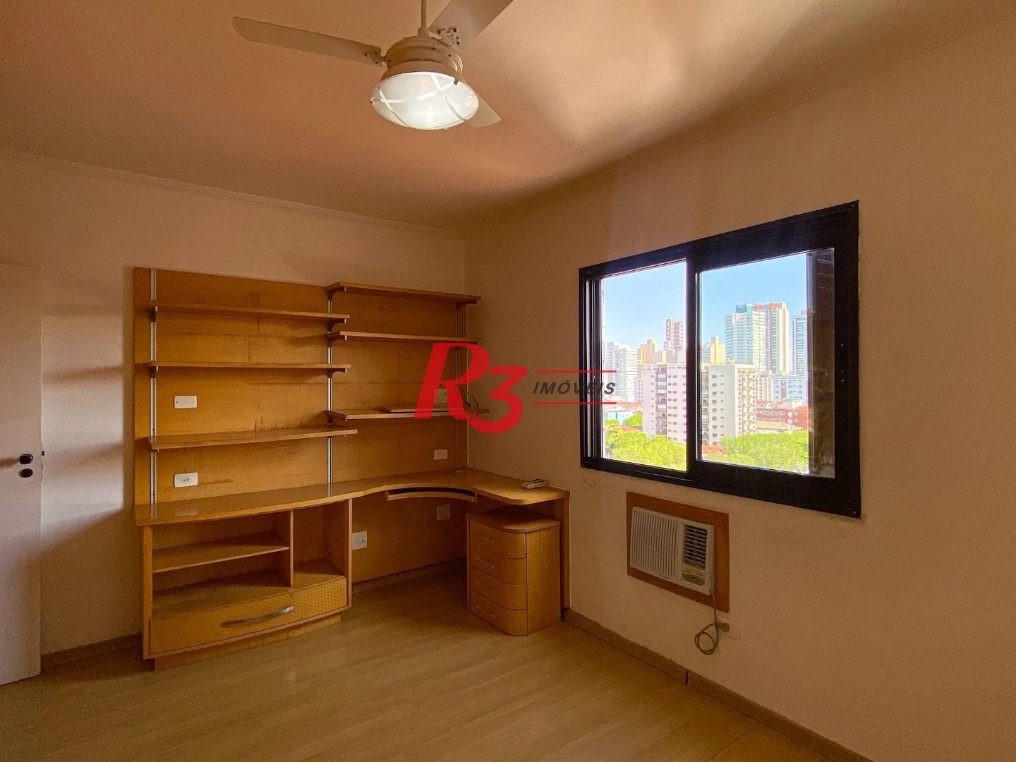 Apartamento á venda 2 dormitórios com Planejados 1vg bairro Marapé
