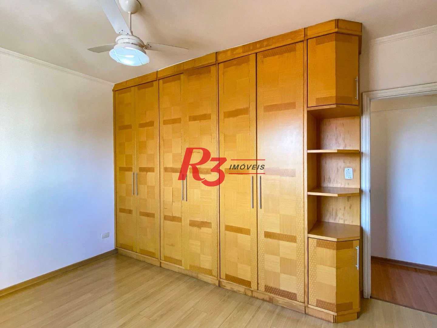 Apartamento á venda 2 dormitórios com Planejados 1vg bairro Marapé