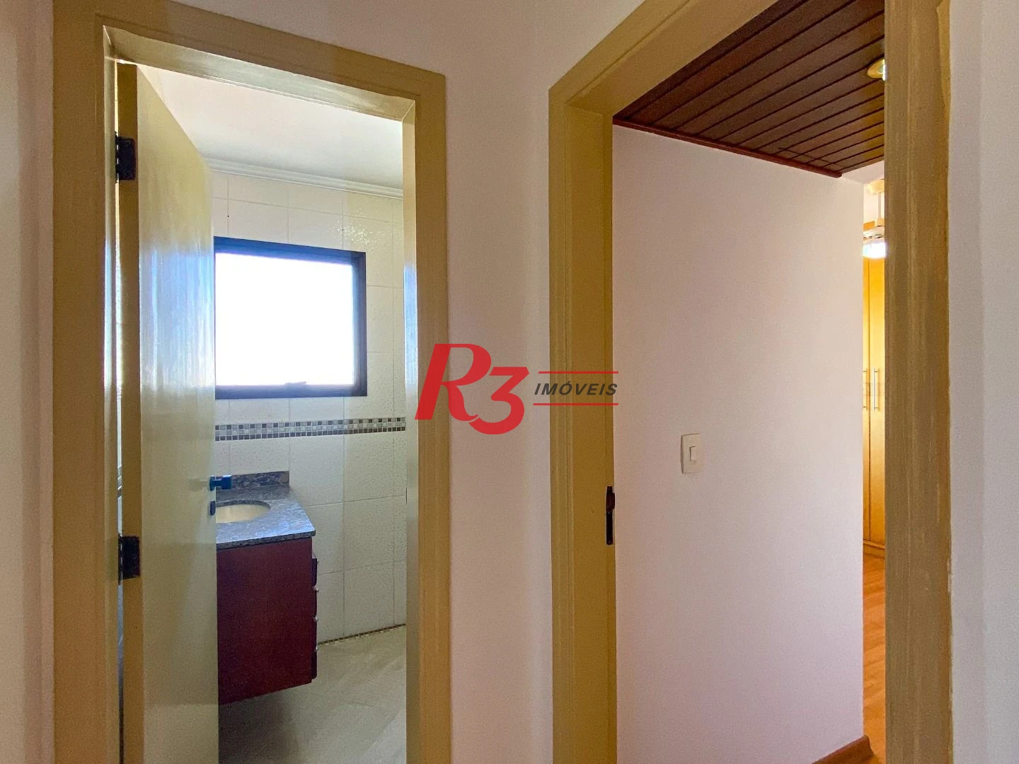 Apartamento á venda 2 dormitórios com Planejados 1vg bairro Marapé