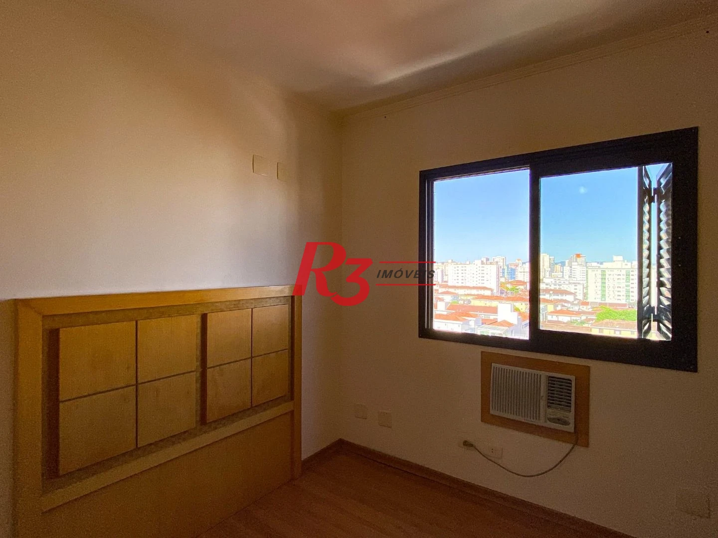 Apartamento á venda 2 dormitórios com Planejados 1vg bairro Marapé