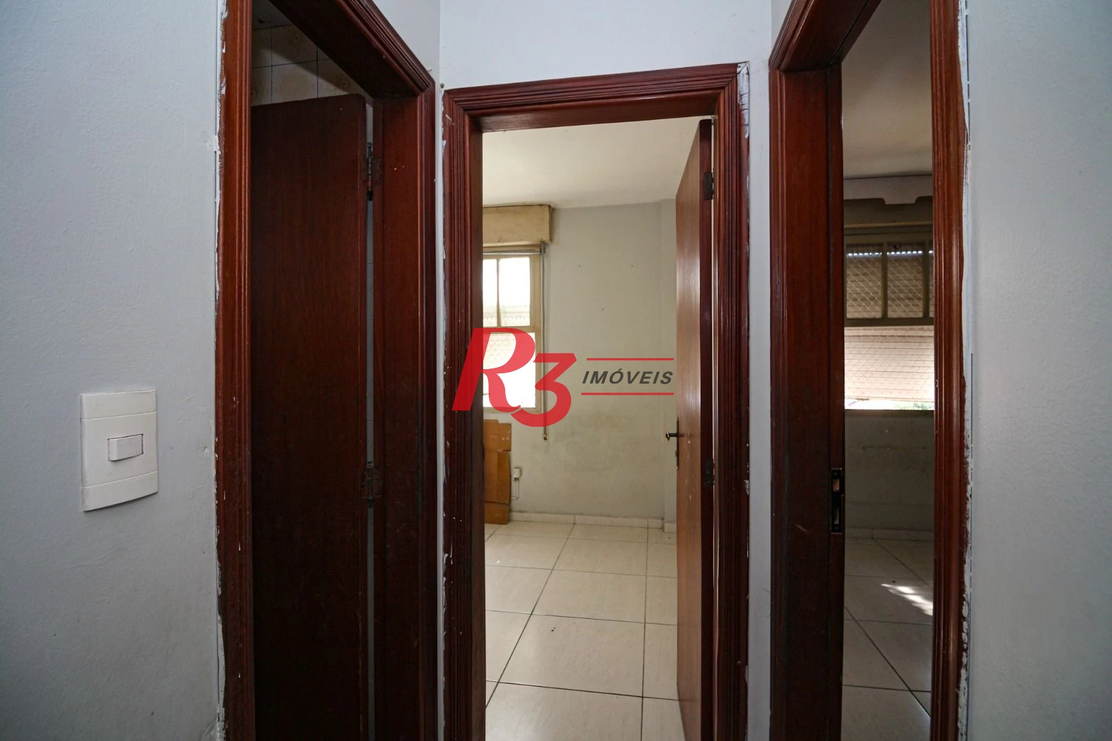 Apartamento á venda 2 dormitórios 1 Vg no bairro Marapé