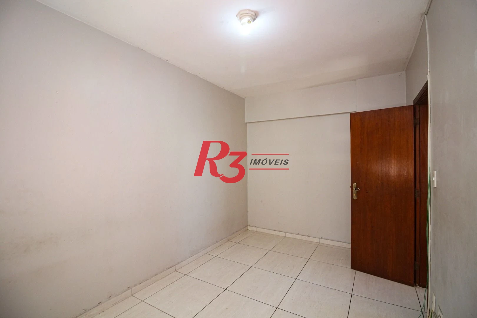 Apartamento á venda 2 dormitórios 1 Vg no bairro Marapé
