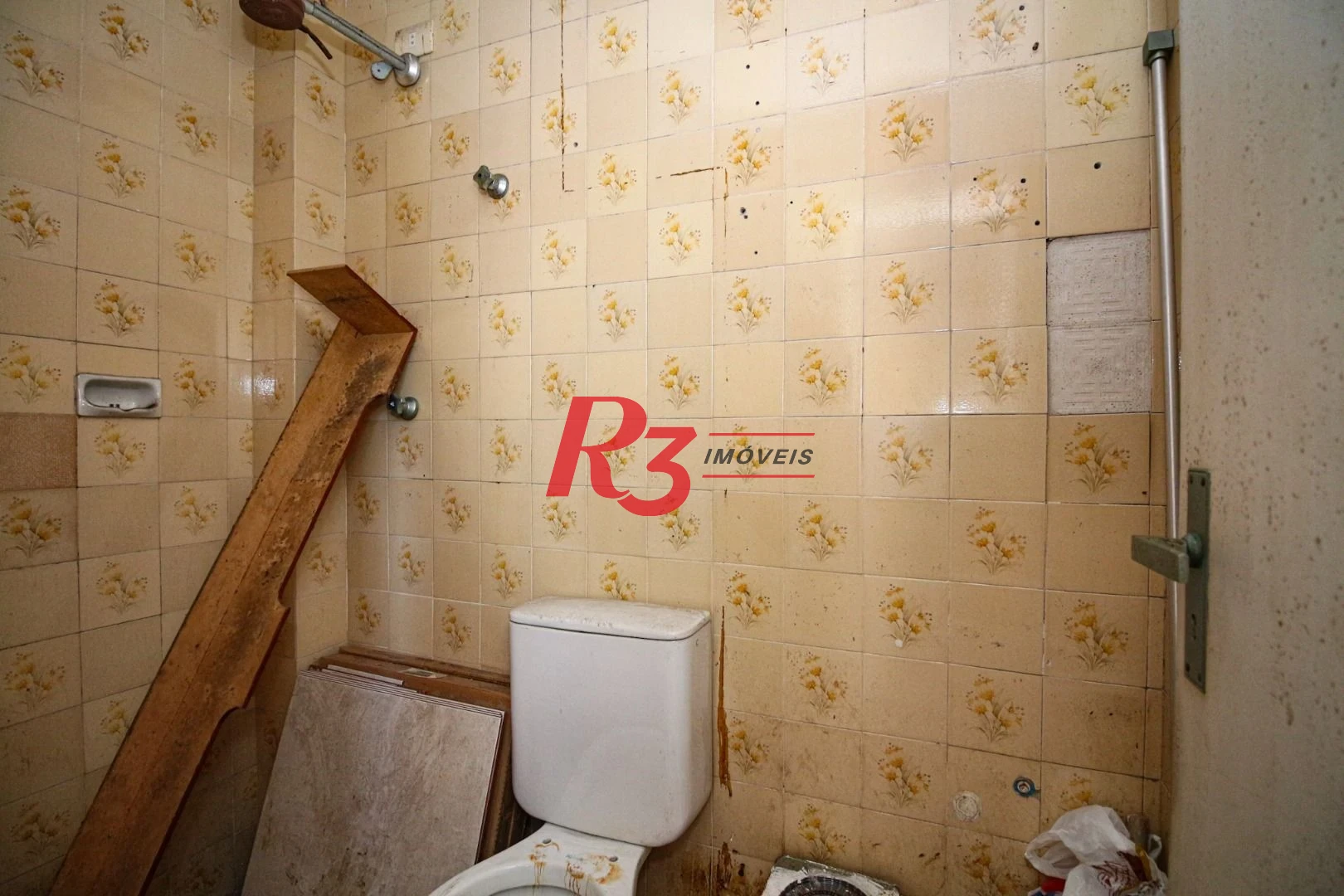 Apartamento á venda 2 dormitórios 1 Vg no bairro Marapé