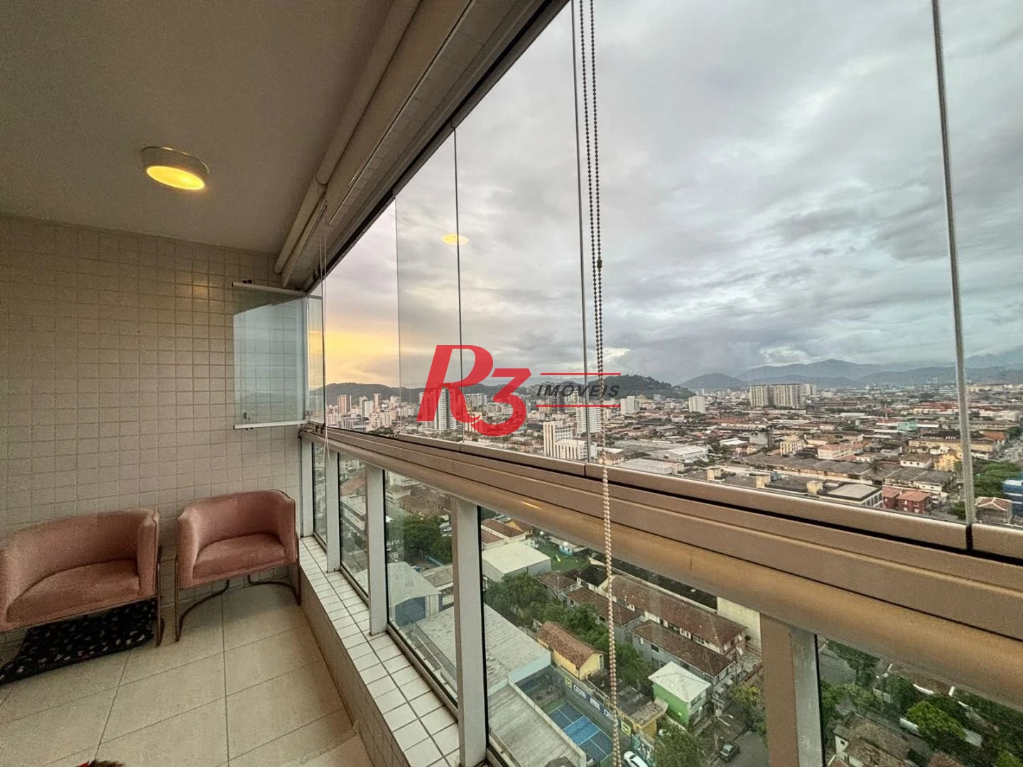 Apartamento à venda, 66 m² por R$ 645.000,00 - Macuco - Santos/SP