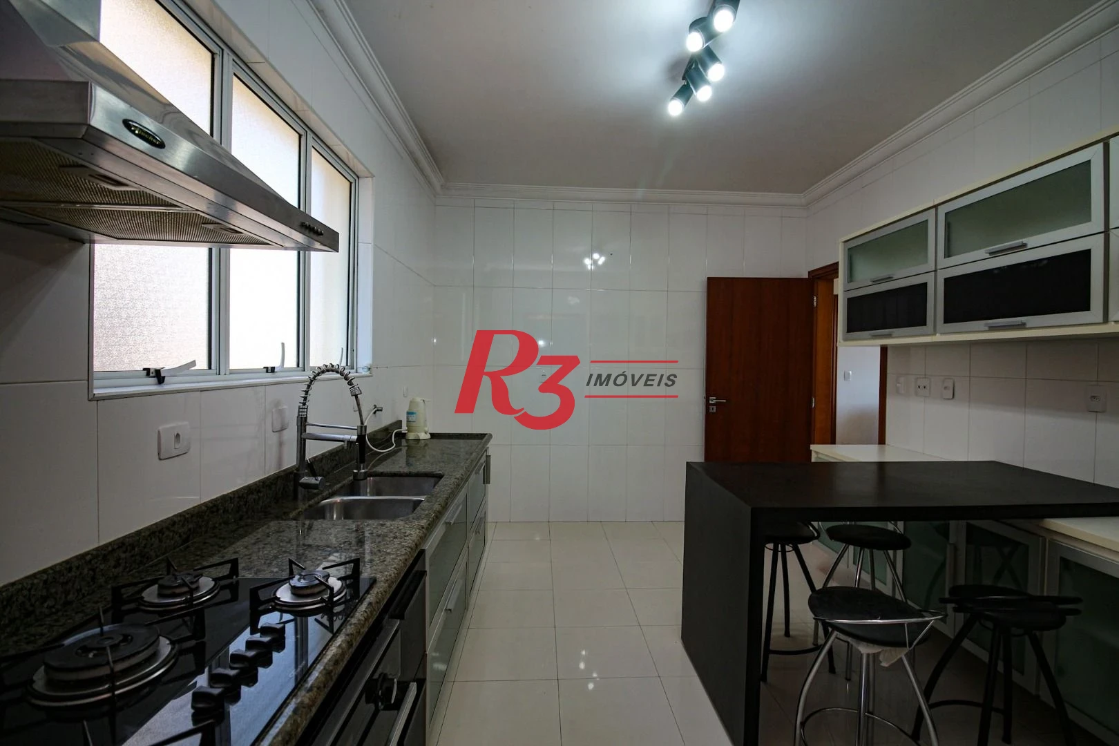 Apartamento à venda, 138 m² por R$ 1.490.000,00 - Gonzaga - Santos/SP
