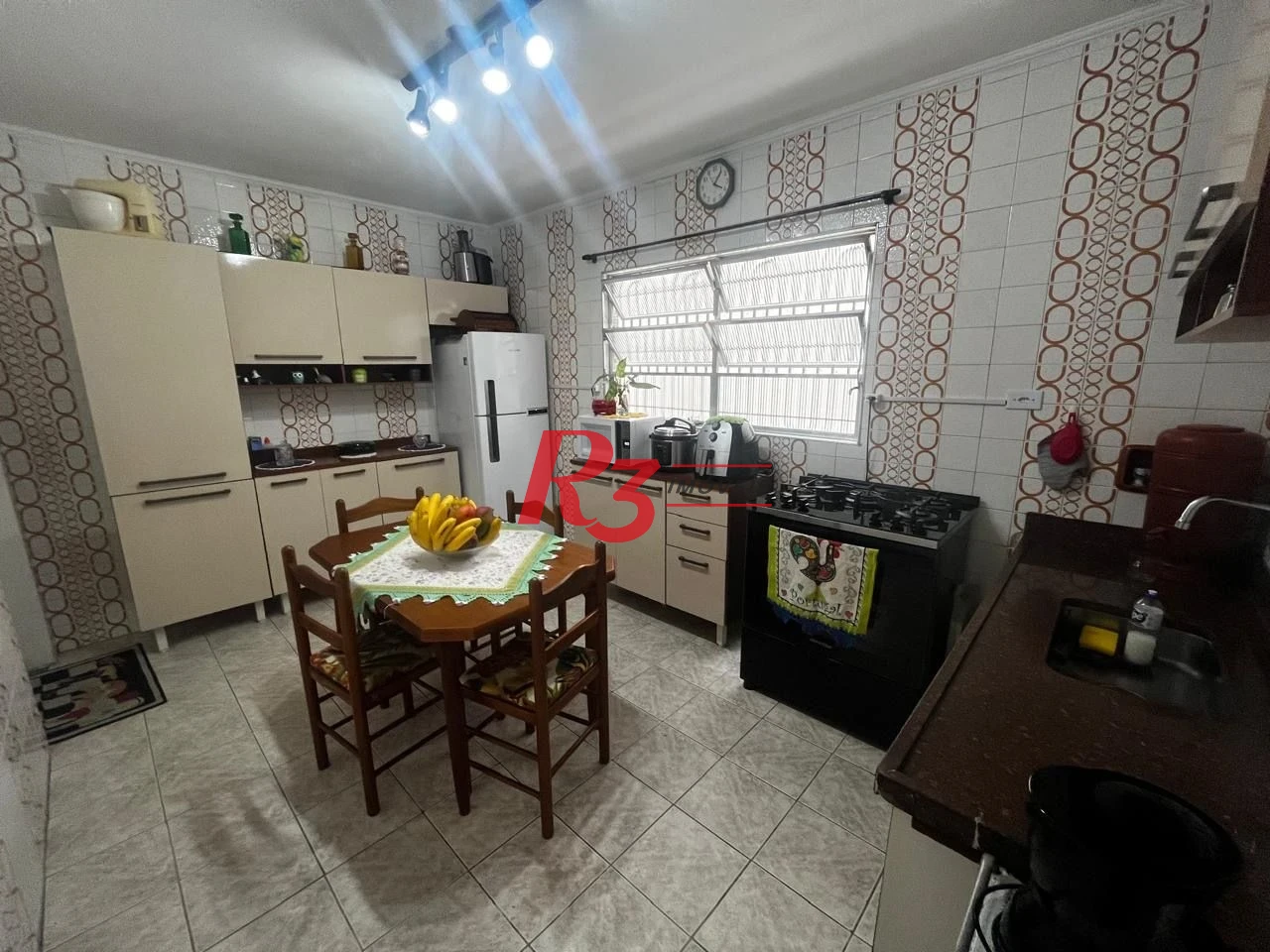 Apartamento com 2 dormitórios à venda, 72 m² por R$ 460.000,00 - Aparecida - Santos/SP