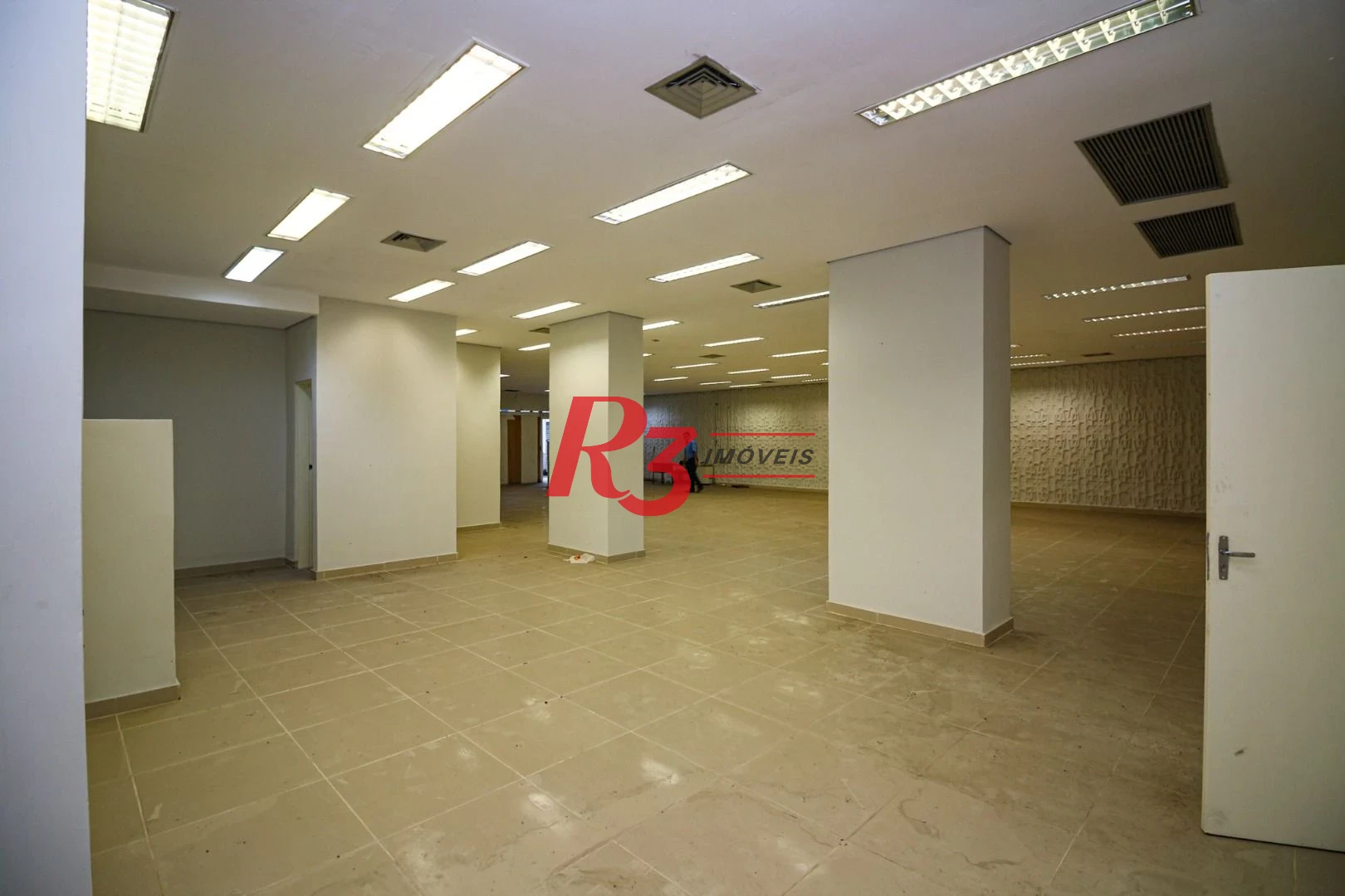 Loja, 500 m² - venda por R$ 3.000.000,00 ou aluguel por R$ 28.200,00/mês - Centro - Santos/SP