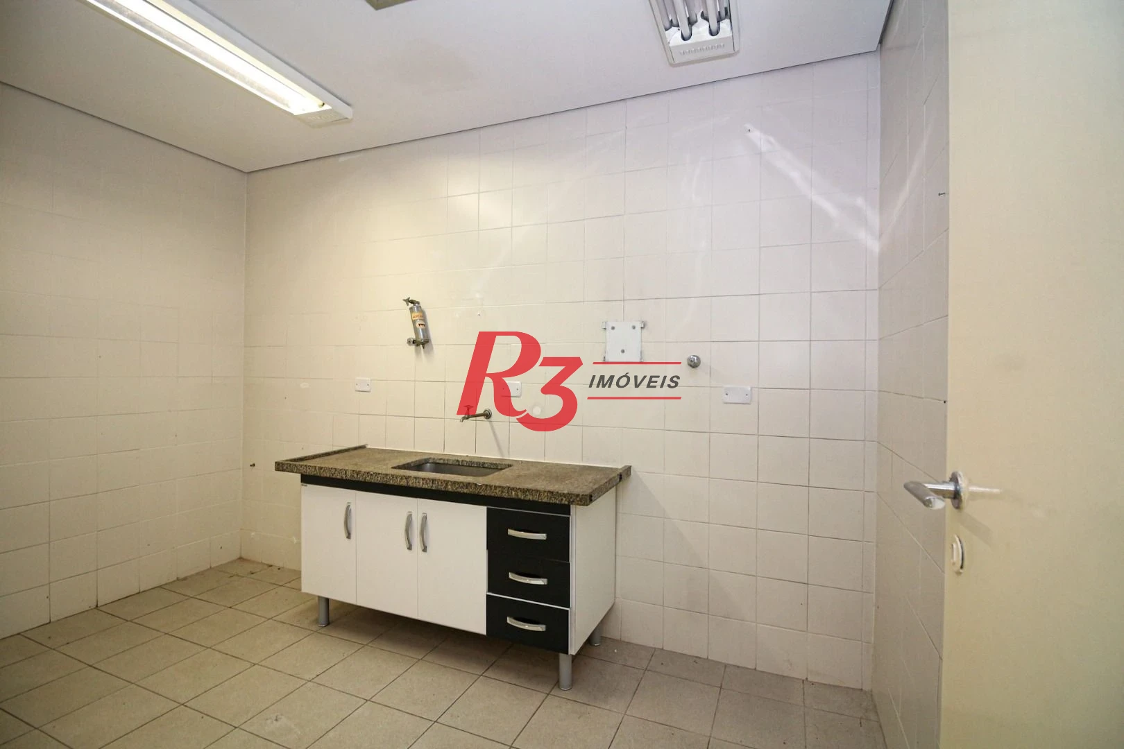 Loja, 500 m² - venda por R$ 3.000.000,00 ou aluguel por R$ 28.200,00/mês - Centro - Santos/SP