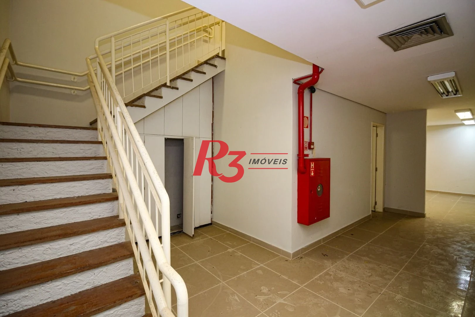 Loja, 500 m² - venda por R$ 3.000.000,00 ou aluguel por R$ 28.200,00/mês - Centro - Santos/SP