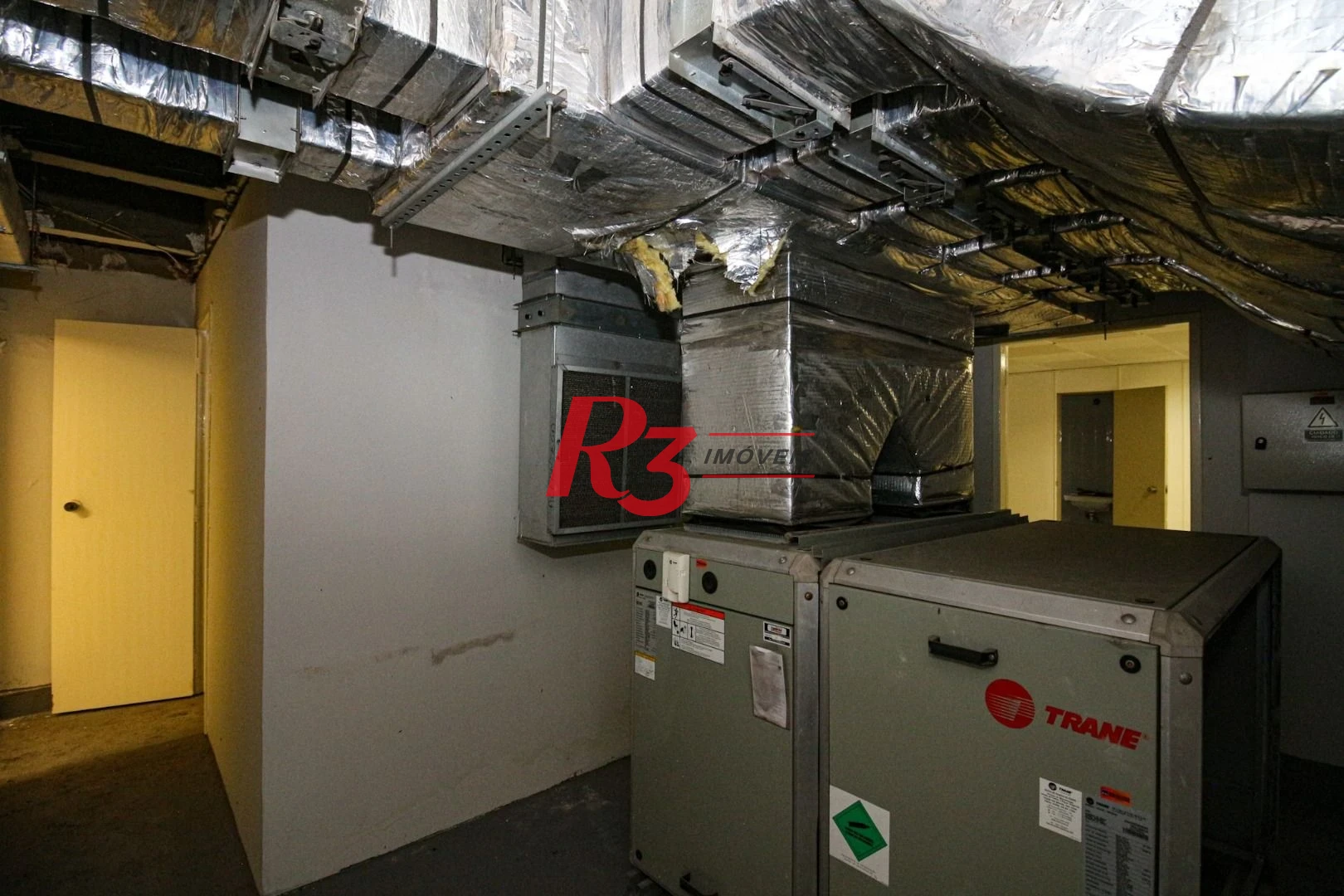 Loja, 500 m² - venda por R$ 3.000.000,00 ou aluguel por R$ 28.200,00/mês - Centro - Santos/SP