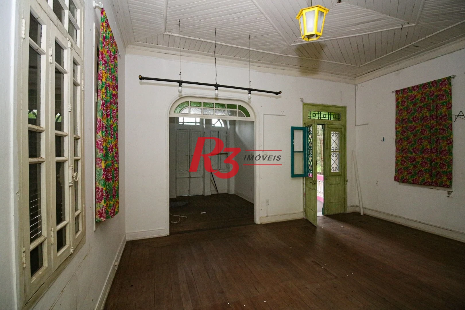 Casa para alugar, 350 m² por R$ 13.600,00/mês - Boqueirão - Santos/SP