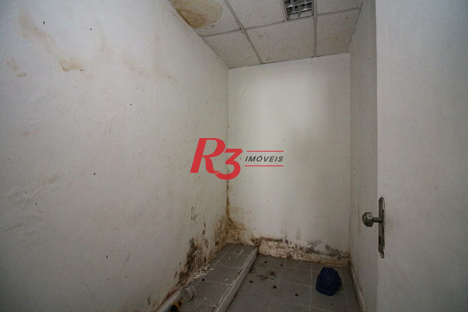 Loja, 240 m² - venda por R$ 1.060.000,00 ou aluguel por R$ 5.500,00/mês - Centro - Santos/SP