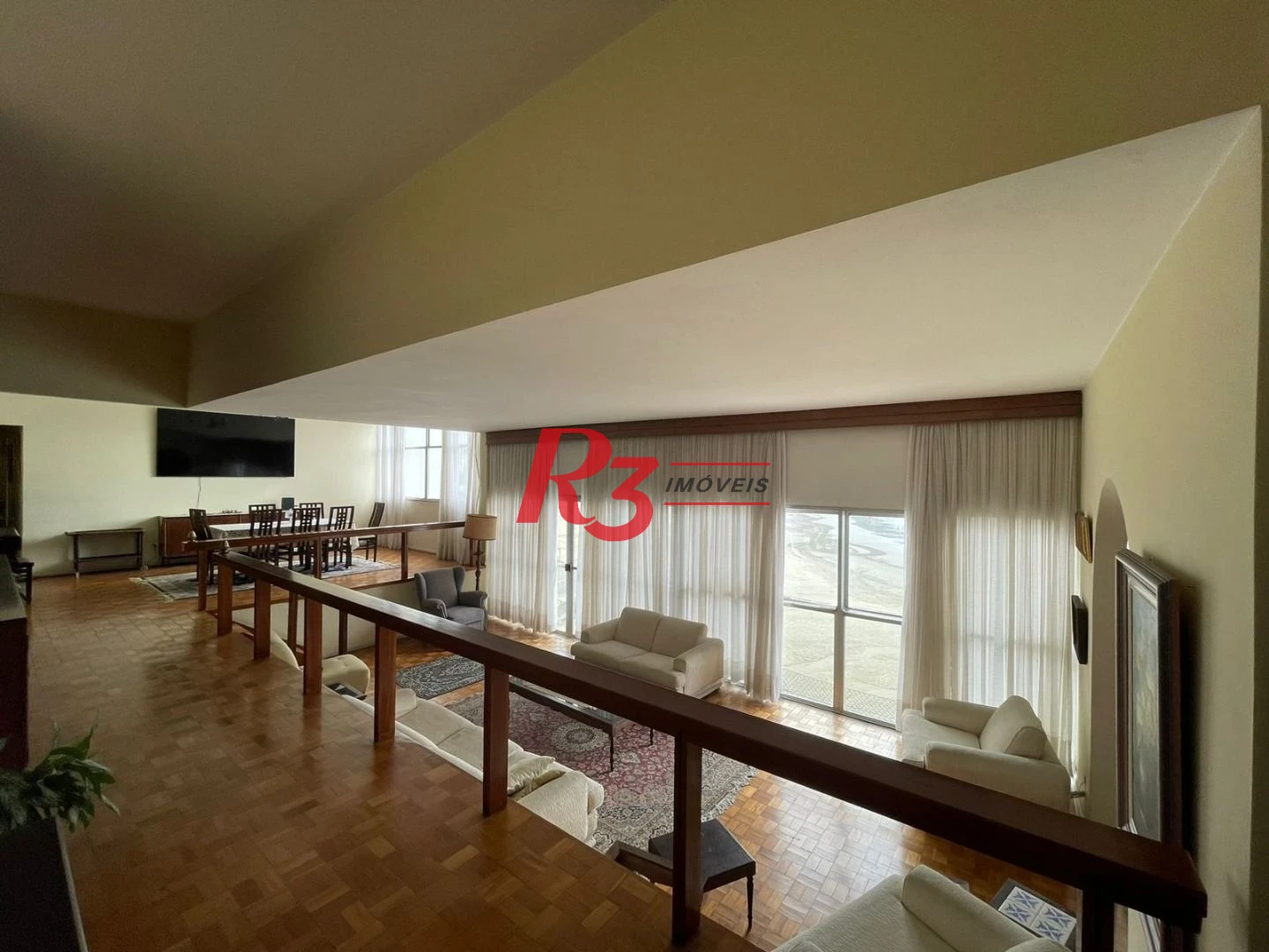 Apartamento com 4 dormitórios à venda, 235 m² por R$ 1.400.000,00 - Ilha Porchat - São Vicente/SP