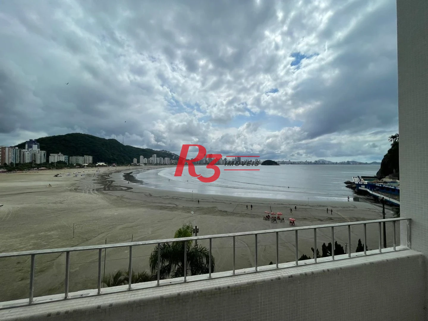 Apartamento com 4 dormitórios à venda, 235 m² por R$ 1.400.000,00 - Ilha Porchat - São Vicente/SP