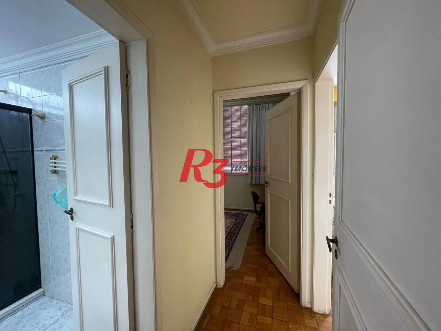 Apartamento com 4 dormitórios à venda, 235 m² por R$ 1.400.000,00 - Ilha Porchat - São Vicente/SP
